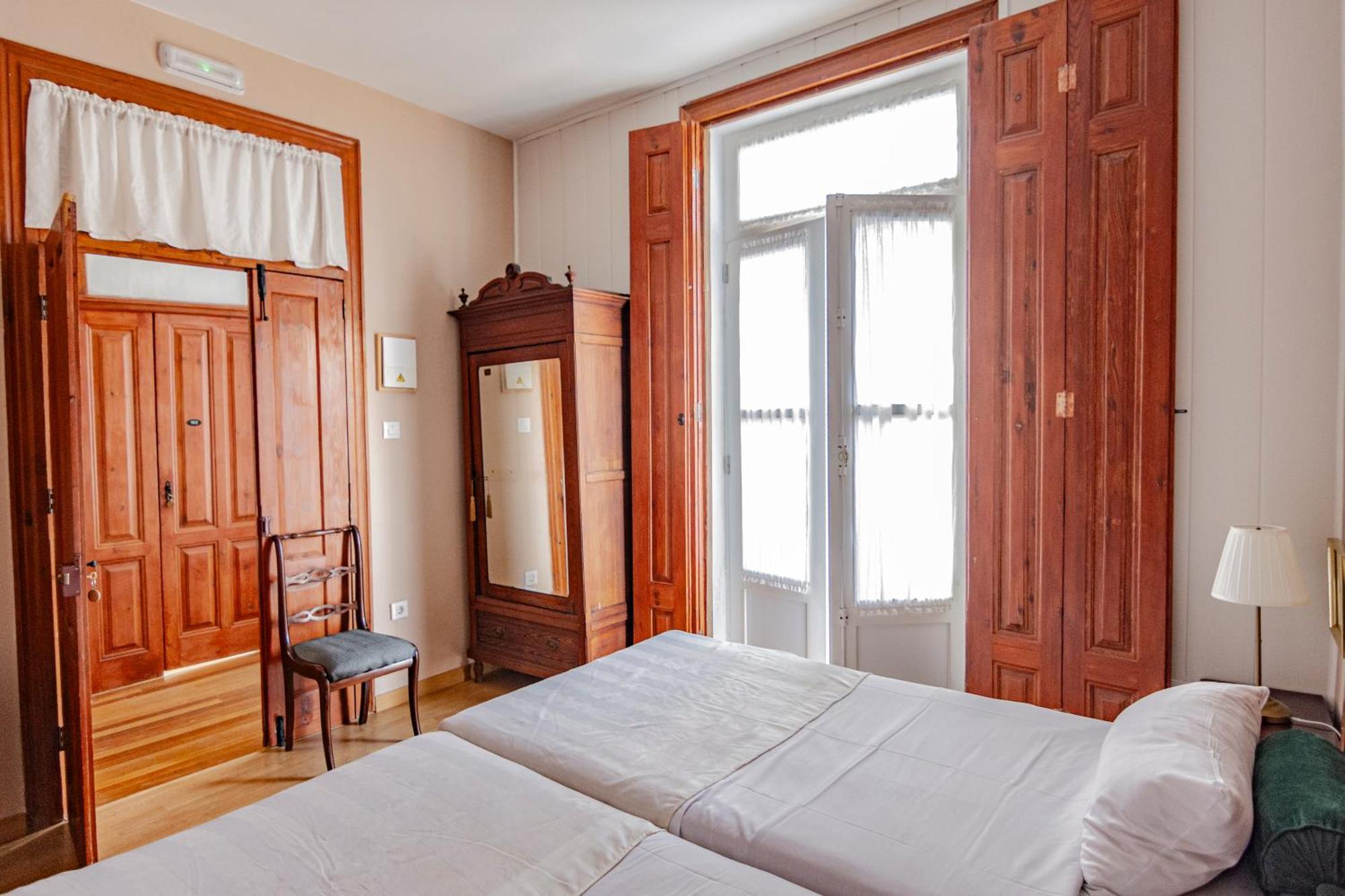 Pension La Corredera Tui Exterior photo